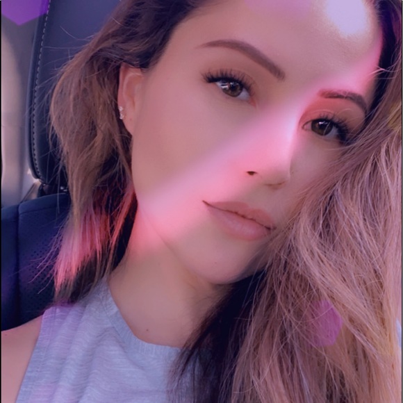 Meet your Posher, Elizabeth - Picture 1 of 1